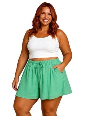 Culture Code Swiss Dot Pull-on Plus Size Shorts in Mint NWT in 2X